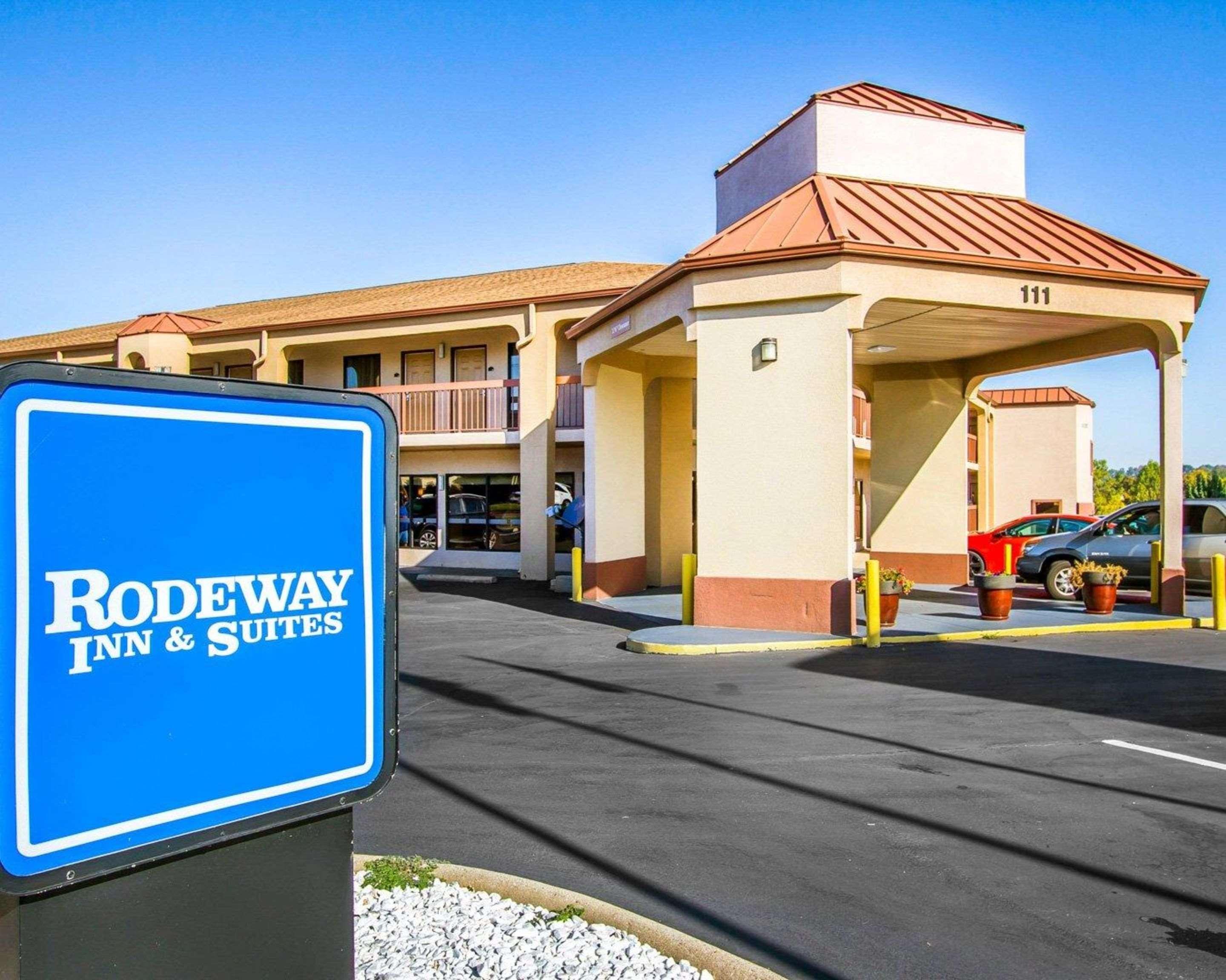 Rodeway Inn & Suites 클락스빌 외부 사진