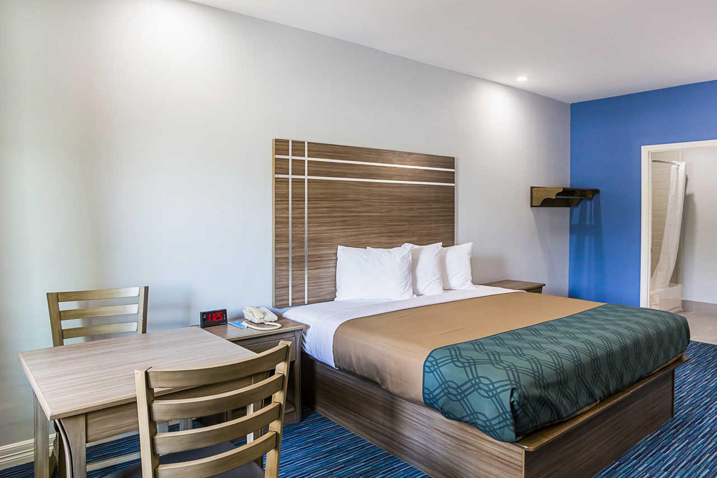 Rodeway Inn & Suites 클락스빌 외부 사진