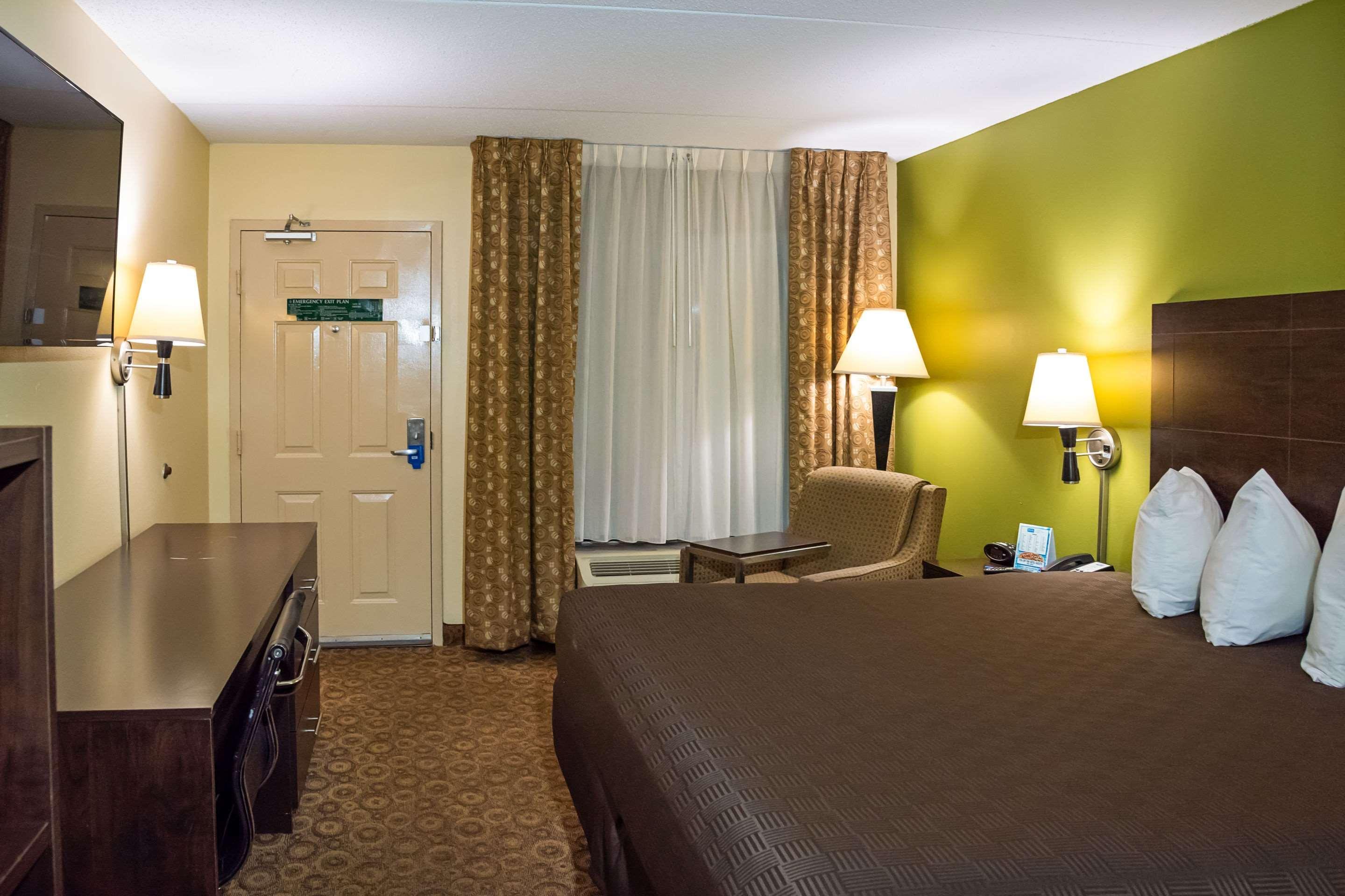 Rodeway Inn & Suites 클락스빌 외부 사진