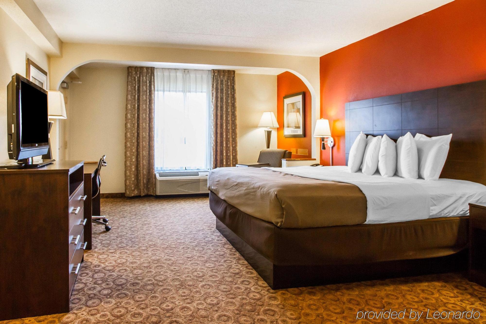 Rodeway Inn & Suites 클락스빌 외부 사진